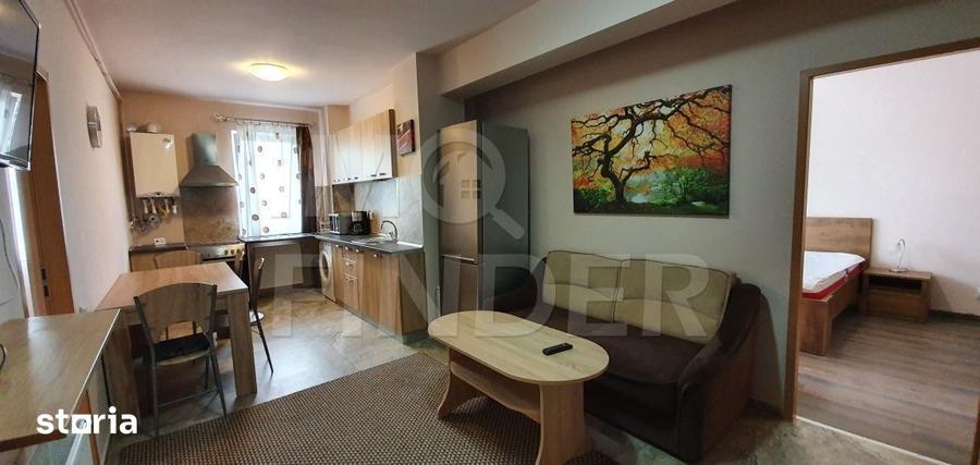 Apartament cu 2 camere, mobilat în Central — fotografia 3