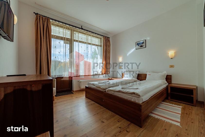 Casă cu Teren 2371 Mp în Bran