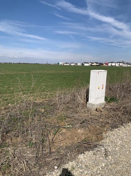 Teren Construcții intravilan de 8929 mp, în Nord