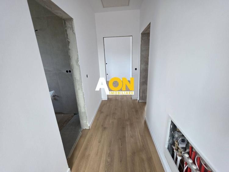Duplex cu 4 camere cu Canalizare în Cetate