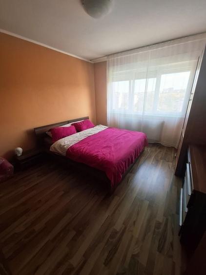 Apartament cu 2 camere decomandat în Răcăștia