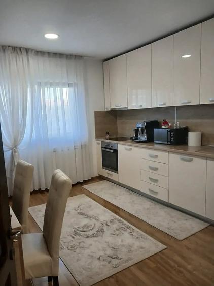 Casă cu Teren 600 Mp în Central