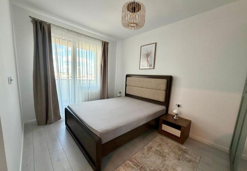 Apartament cu 2 camere decomandat, mobilat în Păcii