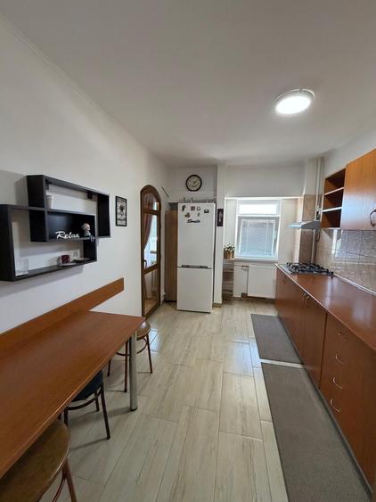 Garsonieră decomandată, mobilată în Iancului