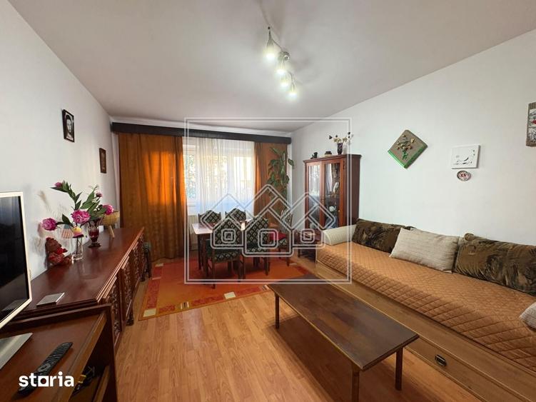 Apartament cu 2 camere decomandat în Ștrand
