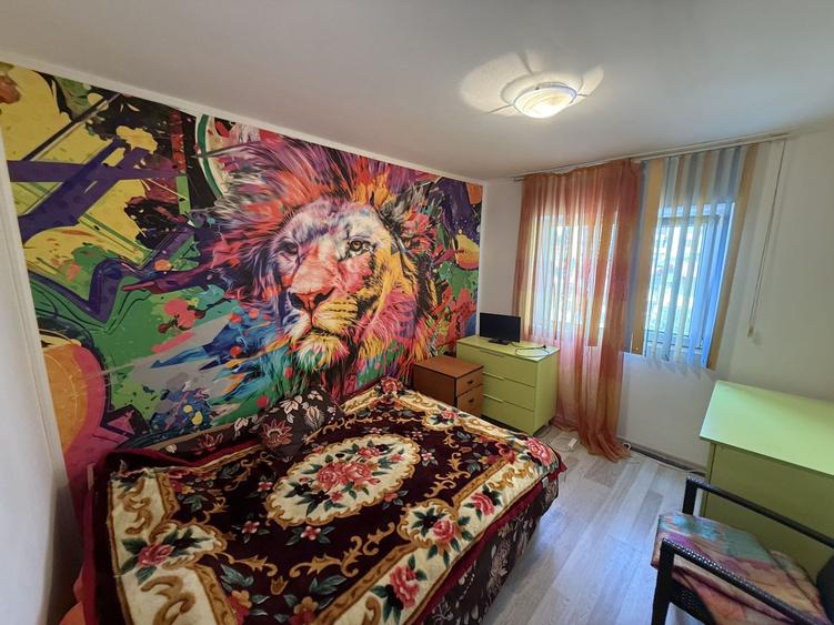 Apartament cu 3 camere decomandat, mobilat în Tomis Nord
