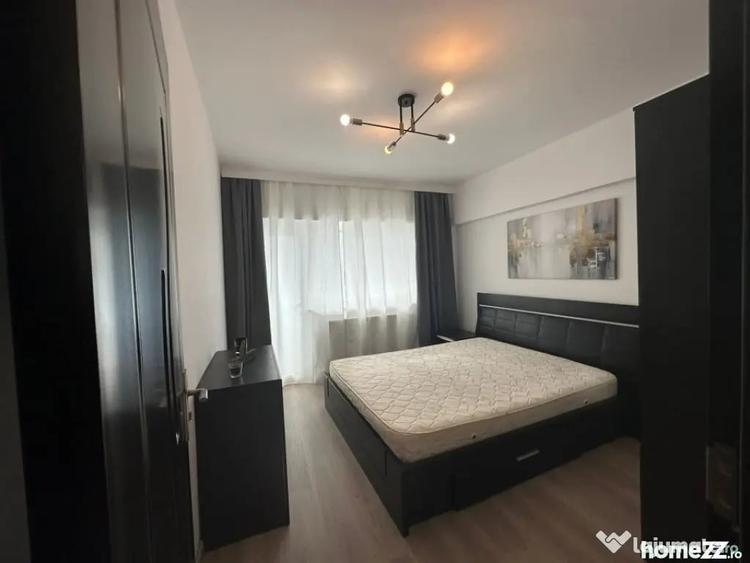 Apartament cu 4 camere decomandat în Dacia