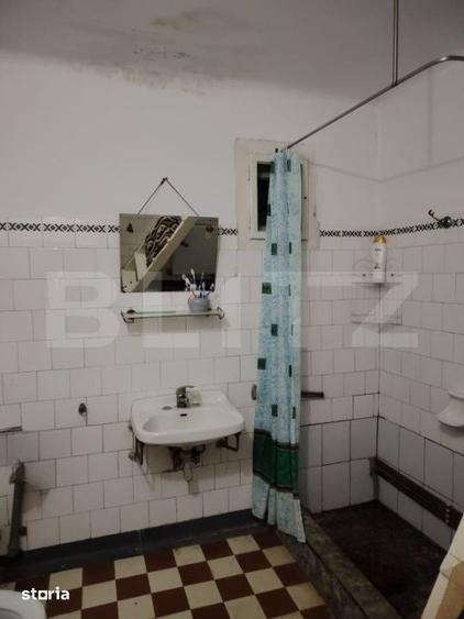 Casă cu 3 camere cu Teren 440 Mp în Central