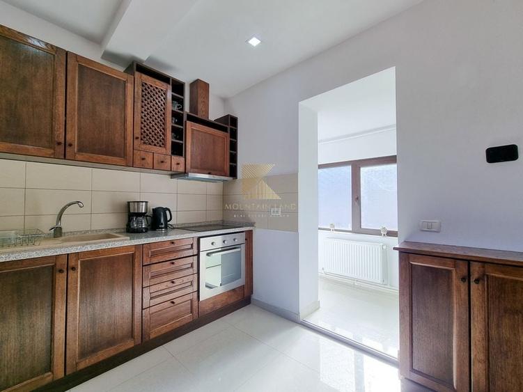 Apartament cu 3 camere decomandat, mobilat în Centrul Istoric