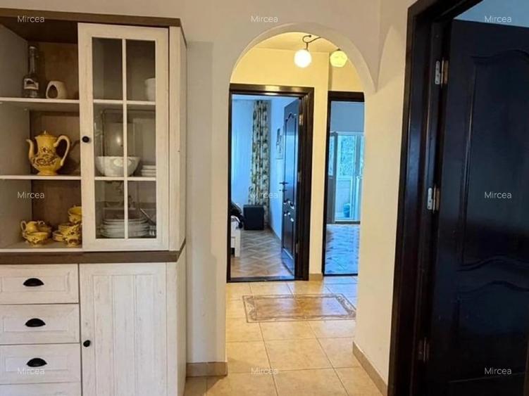 Apartament cu 3 camere decomandat, mobilat în Obcini
