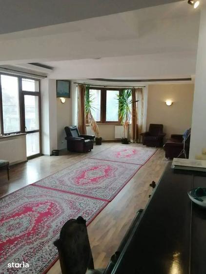 Casă cu Teren 1200 Mp în Ghencea