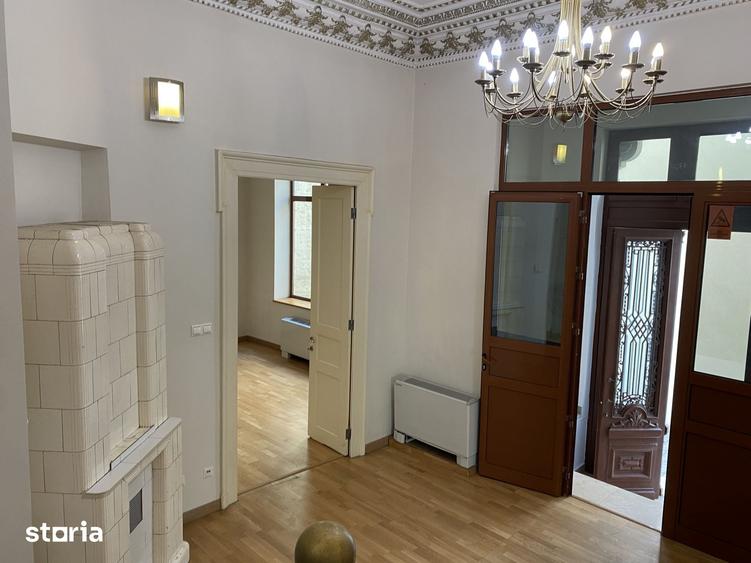 Spațiu comercial, de 530 mp, în Eminescu