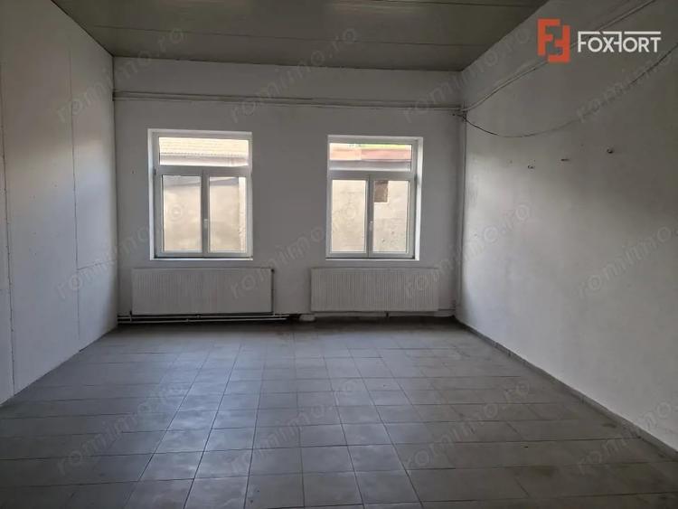 Spațiu comercial, de 603 mp, în Mehala