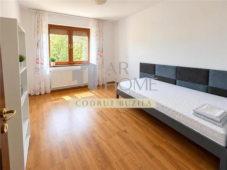 Casă individuală cu 4 camere cu Teren 300 Mp în Ultracentral