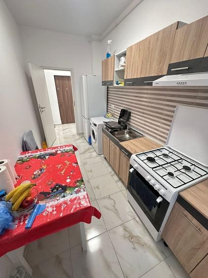 Apartament cu 2 camere decomandat, mobilat în Păcii