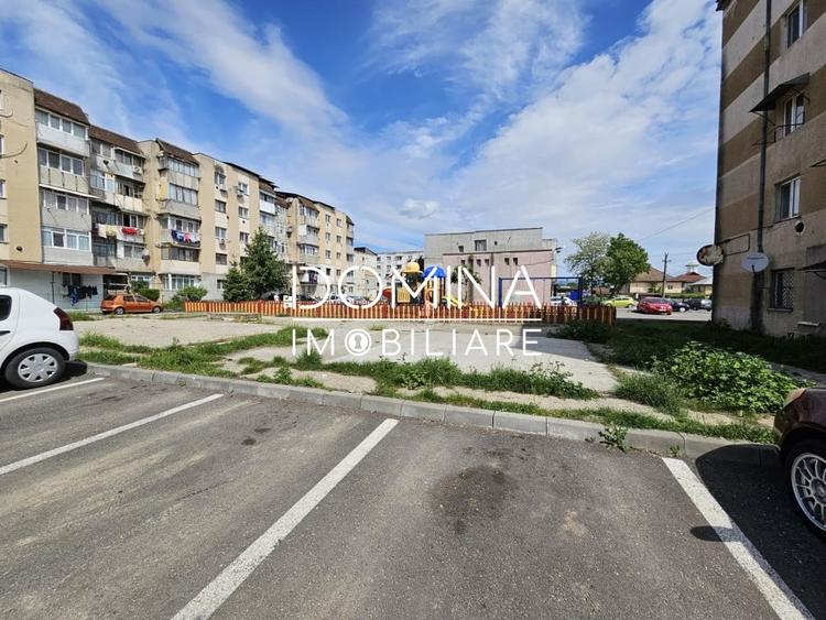Teren Construcții intravilan de 250 mp, în Lotrului