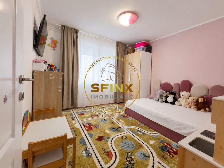 Apartament cu 4 camere decomandat, mobilat în Nerva Traian