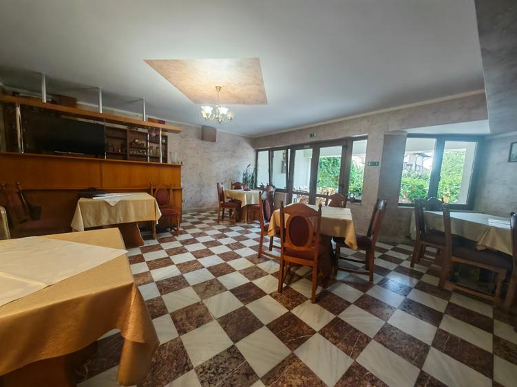 Proprietate specială, de 800 mp, în Șcheia