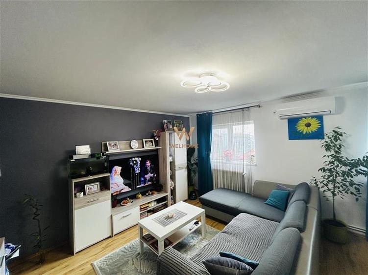 Apartament cu 3 camere decomandat în Cedonia