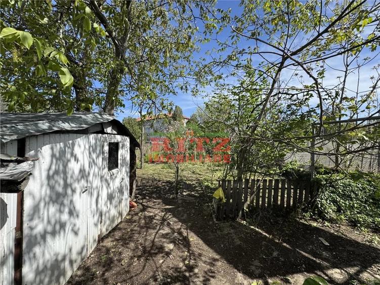 Casă cu 3 camere cu Teren 705 Mp în Piatra