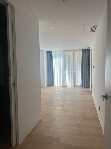 Apartament cu 4 camere decomandat în Primăverii