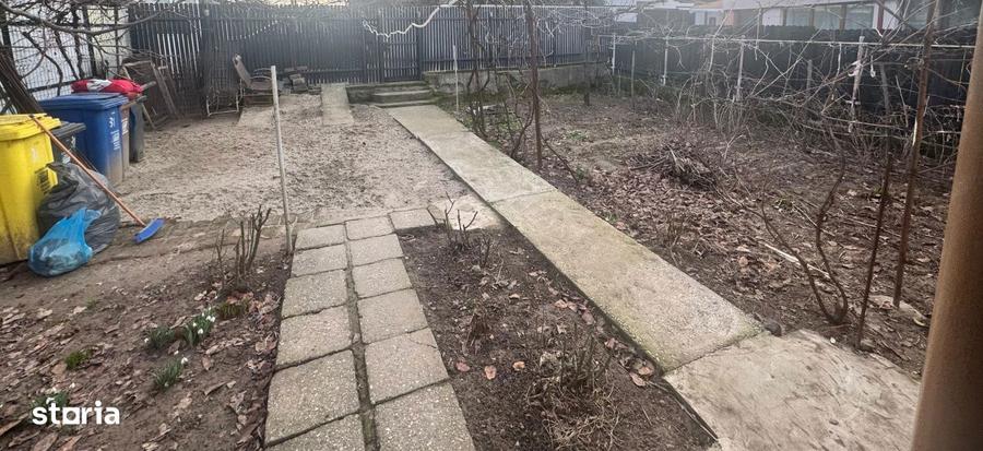 Casă cu 3 camere cu Teren 530 Mp în Siloz