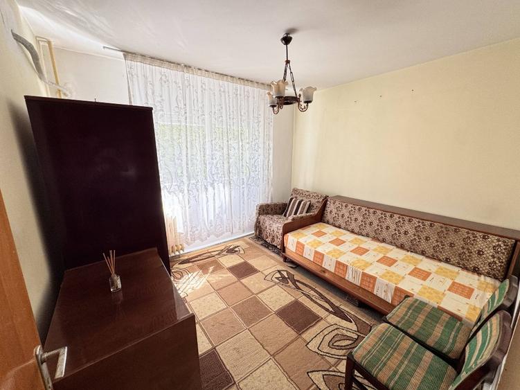 Apartament cu 2 camere semidecomandat în Giurgiului