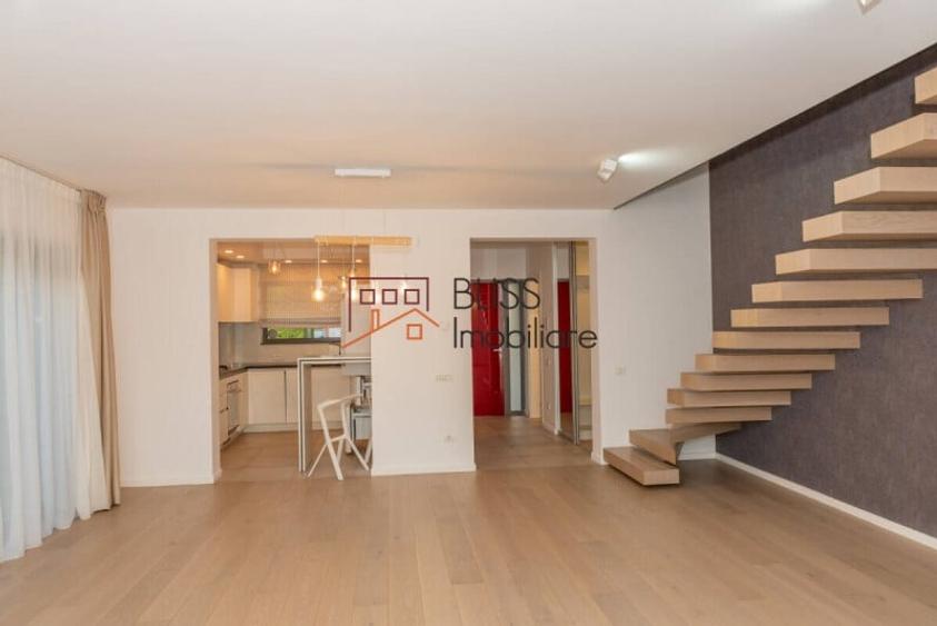 Casă cu 4 camere cu Teren 305 Mp în Tunari