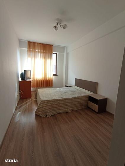 Apartament cu 2 camere decomandat în Nicolina