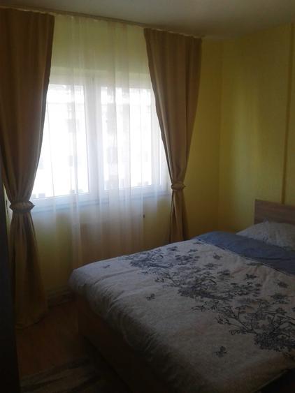 Inchiriez apartament 2 camere decomandat - 3