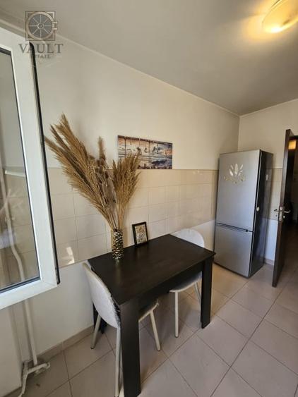 Apartament cu 2 camere decomandat, mobilat în Tineretului