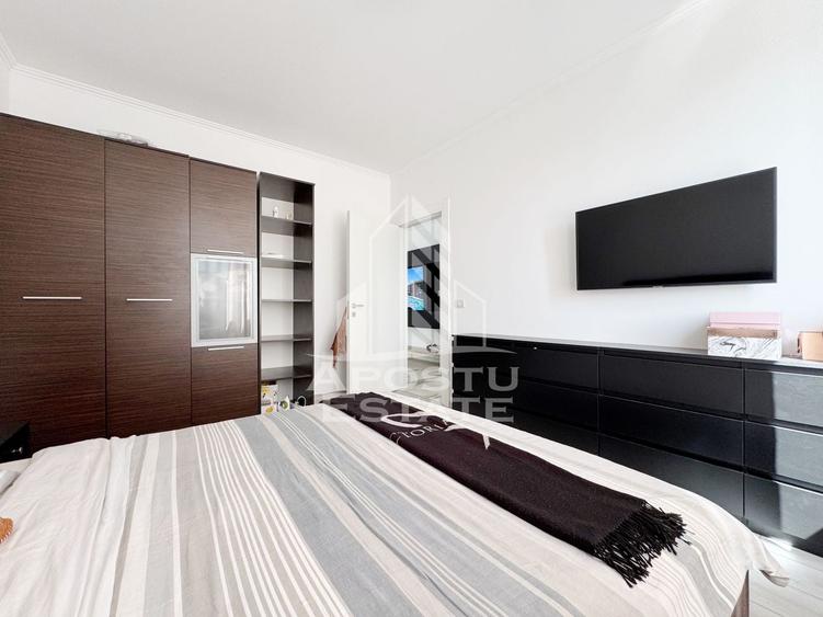 Apartament cu 2 camere semidecomandat, mobilat în Giroc