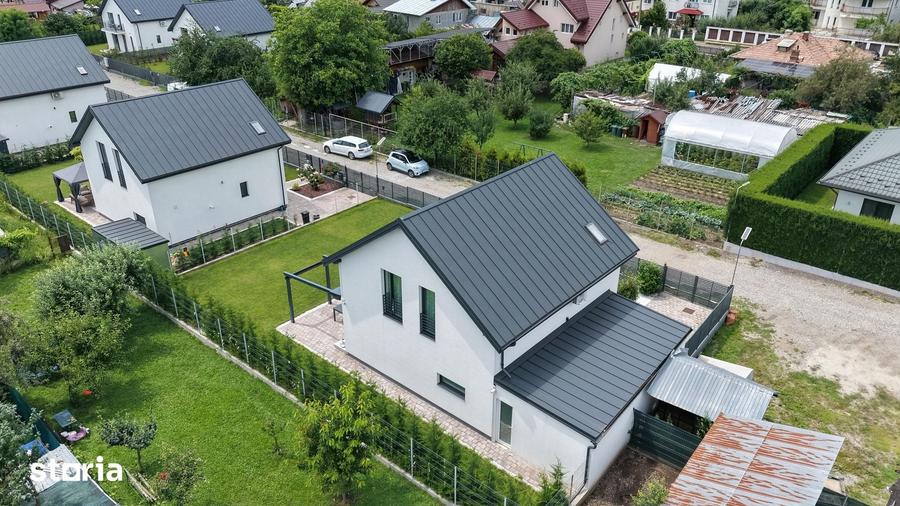Casă cu 4 camere cu Teren 450 Mp în Central