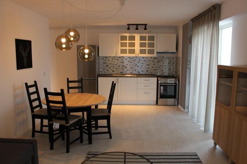 Apartament cu 2 camere decomandat, mobilat în Nord