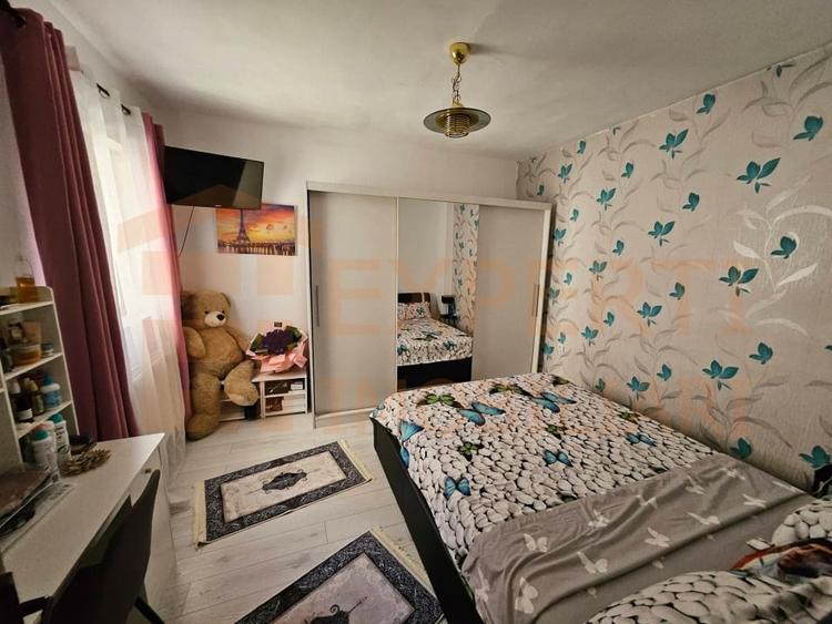 Casă individuală cu 3 camere cu Canalizare în Tomis II