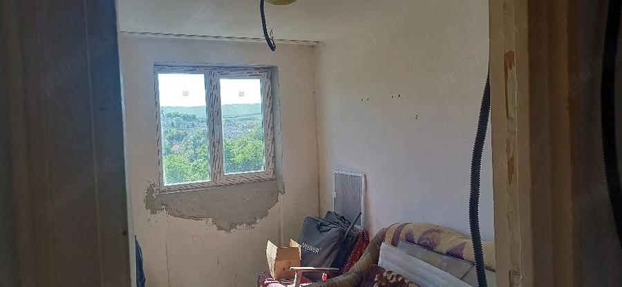 Apartament cu 3 camere decomandat în Nord