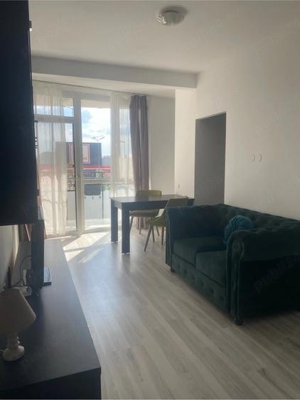 Garsonieră decomandată în Central