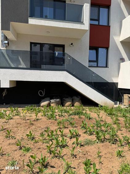 Apartament cu 2 camere decomandat în Apărătorii Patriei