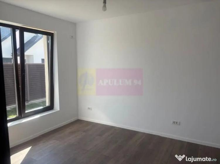 Casă cu 5 camere cu Teren 410 Mp în Țegheș