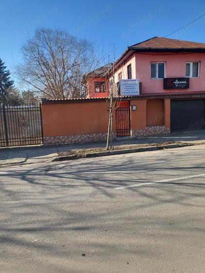 Casă cu Teren 500 Mp în Central