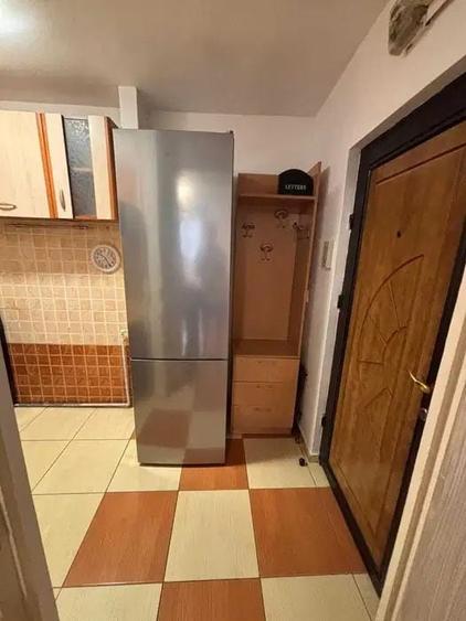 Apartament cu 2 camere semidecomandat în Dristor