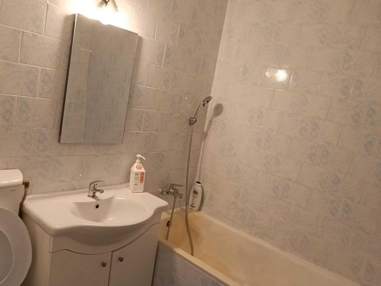 Apartament cu 2 camere semidecomandat în Sebastian