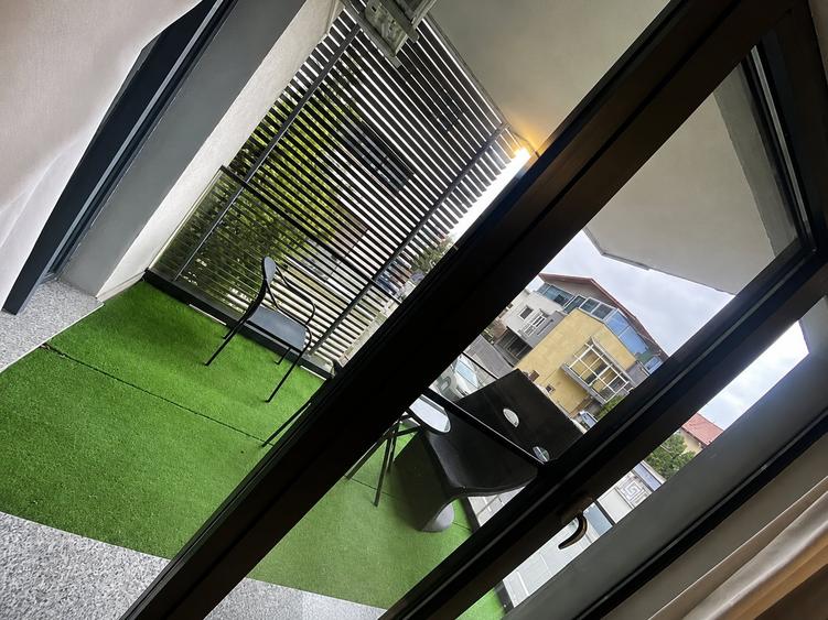 Apartament cu 2 camere decomandat, mobilat în Aviației