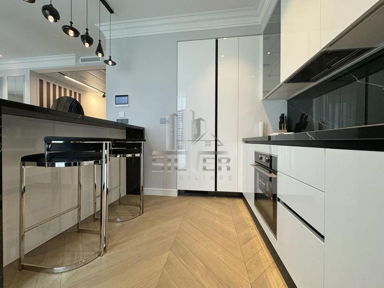 Apartament cu 3 camere semidecomandat, mobilat în Gheorgheni
