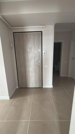 Apartament cu 3 camere decomandat, mobilat în Colentina