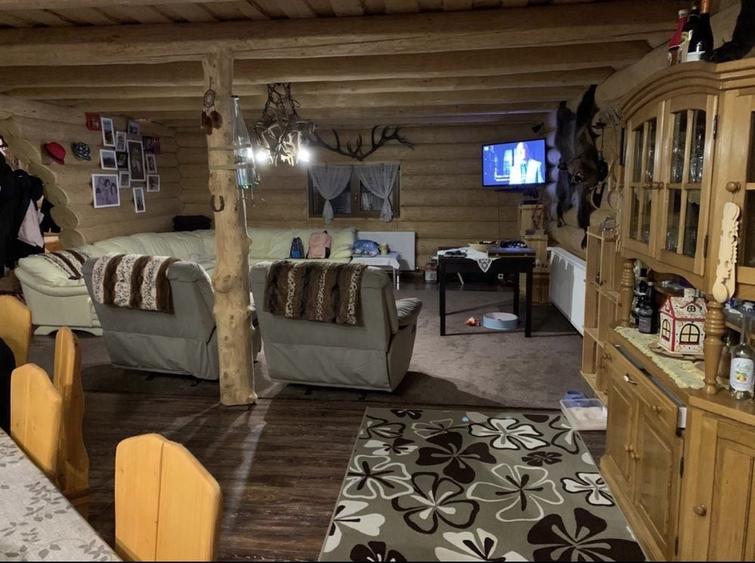 Casă cu 4 camere în Costești
