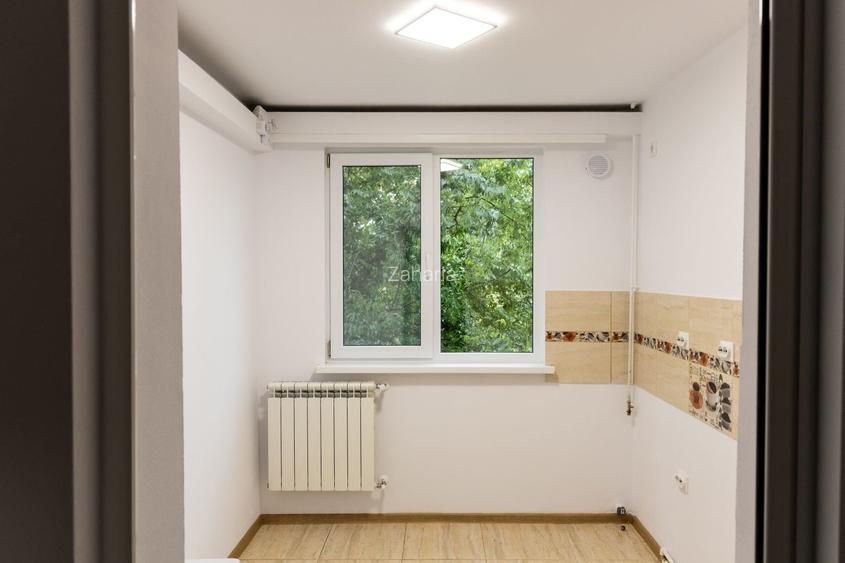 Vanzare apartament 2 camere semidecomandat