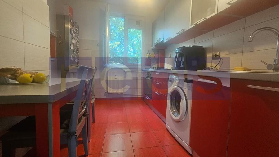 Apartament cu 3 camere decomandat, mobilat în Drumul Taberei