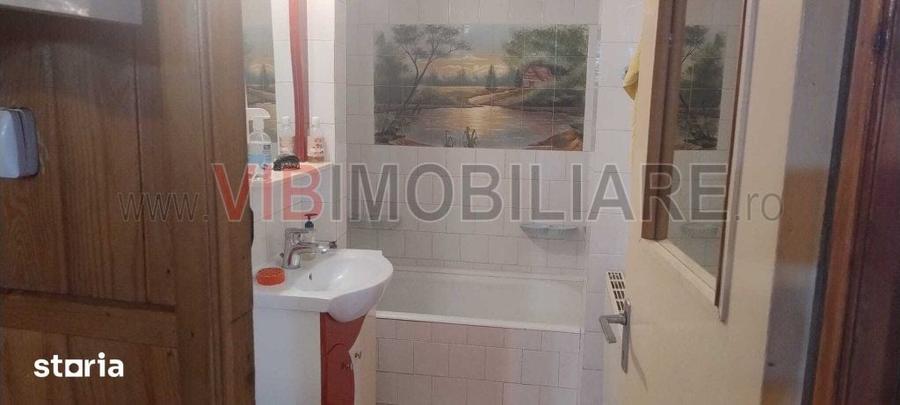 Apartament cu 3 camere decomandat în Șagului