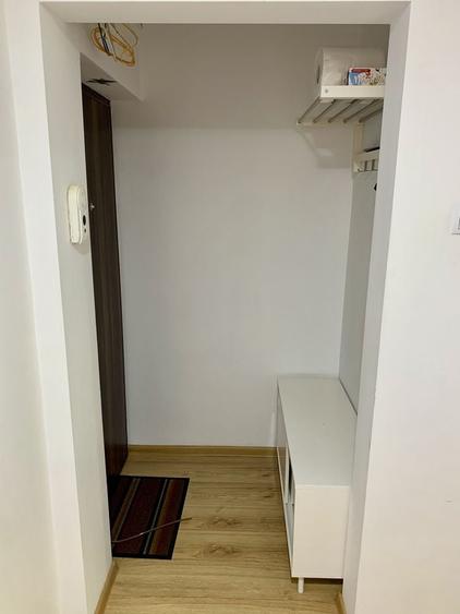 Apartament cu 2 camere semidecomandat în Malu Roșu